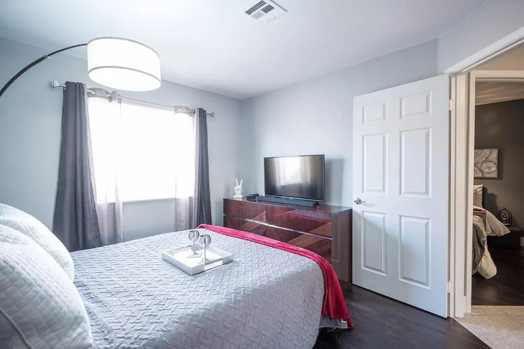 Modern Home! Pool & Jacuzzi Las Vegas Holiday home