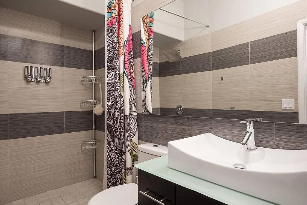 Holiday home Modern Home! Pool & Jacuzzi Las Vegas